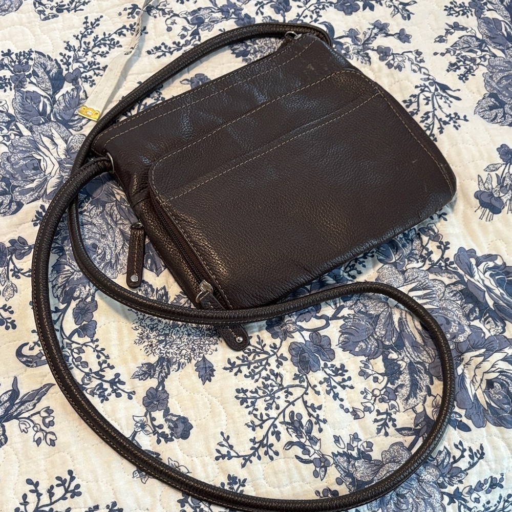 Elegant Brown Leather Crossbody Bag